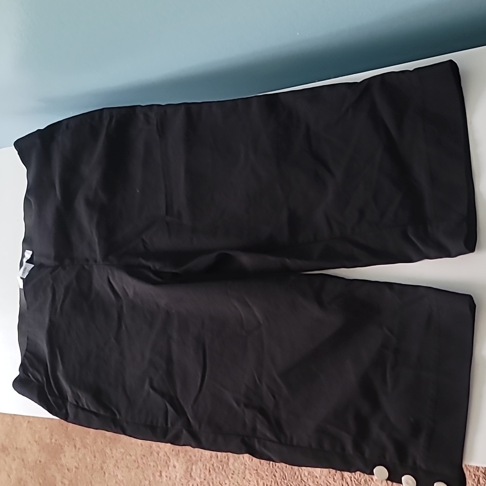 Liz Claiborne-Lori Capris